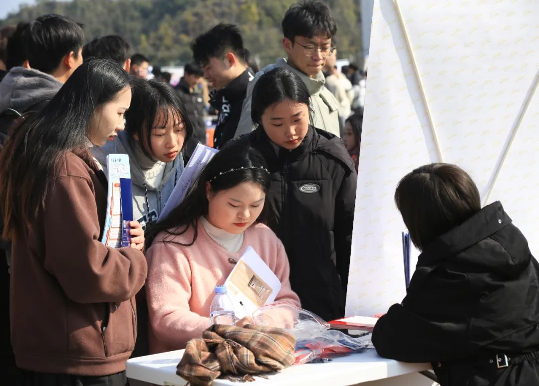 茶蕊绽放🤐，职等你来—江西杏盛娱乐开户举办毕业生专场招聘会