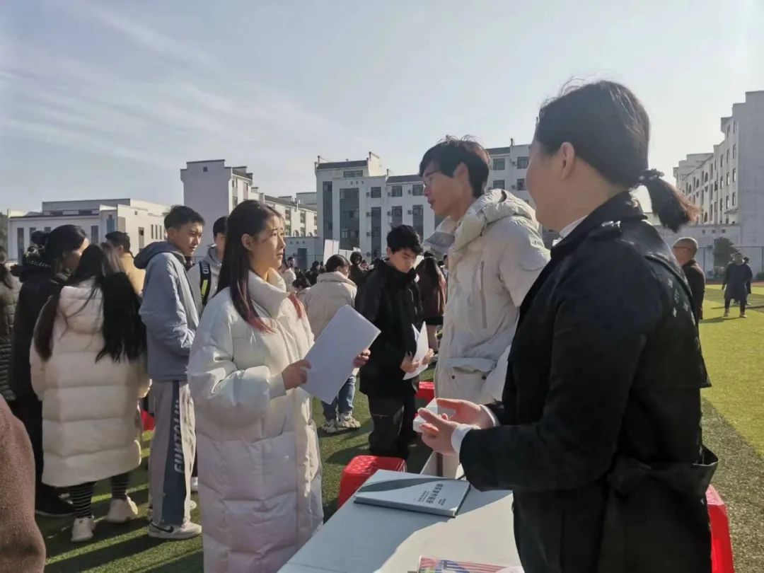 茶蕊绽放👨🏿‍🎤，职等你来—江西杏盛娱乐开户举办毕业生专场招聘会