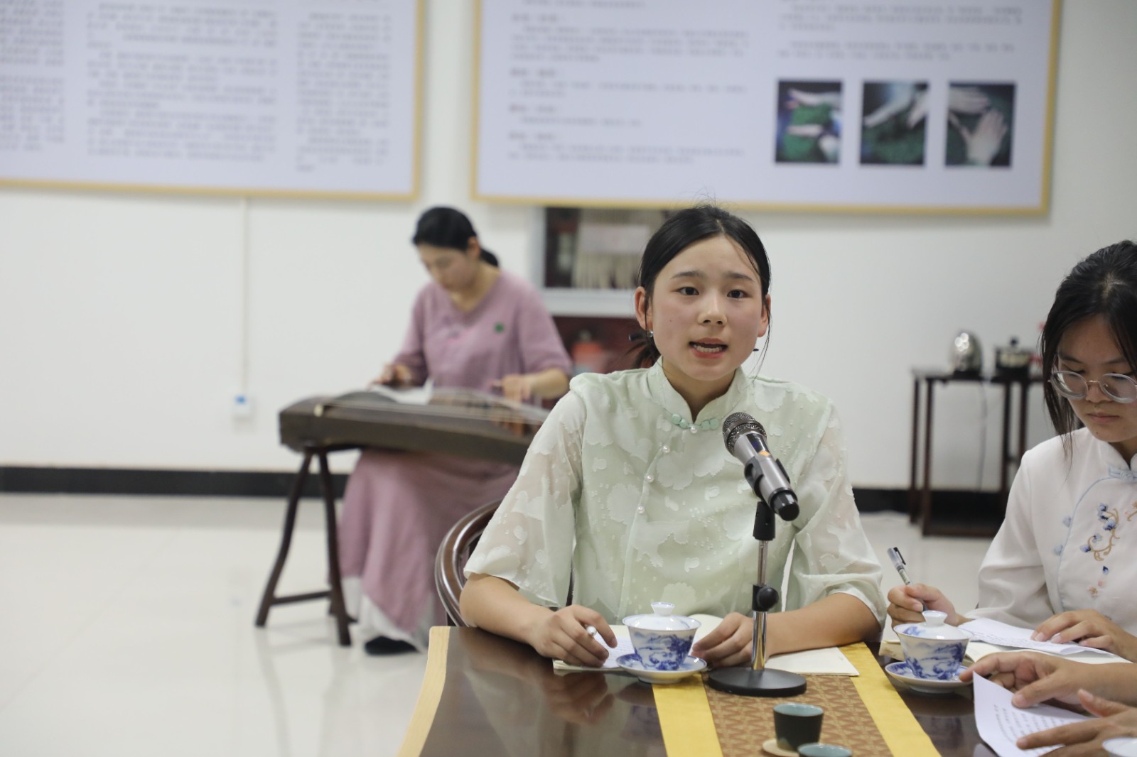 江西杏盛娱乐开户“草木间”思政茶座，开讲啦！