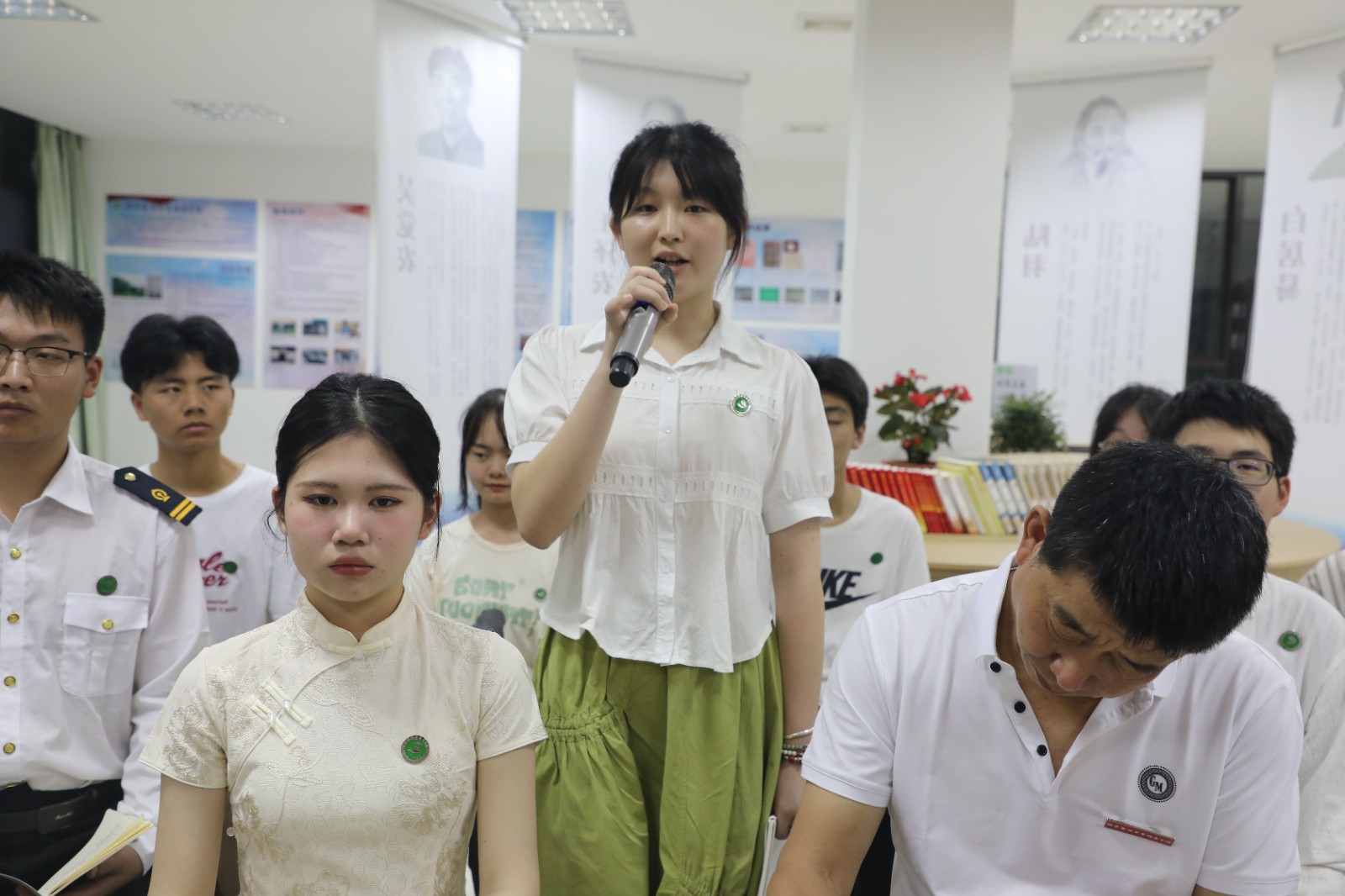 江西杏盛娱乐开户“草木间”思政茶座，开讲啦⇢！